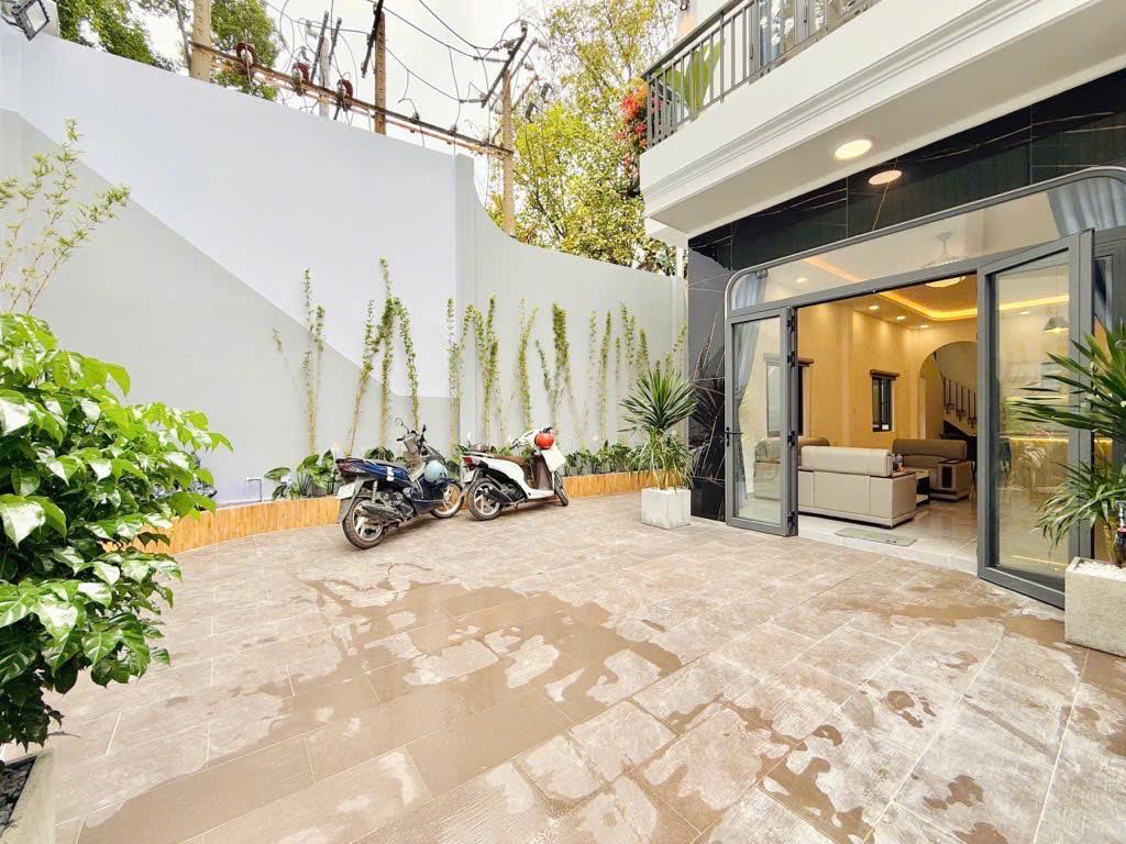 VILLA MINI  DTSD hơn 200m2. <br> NƠI TUYỆT VỜI để ở nghỉ dưỡng giữa SÀI GÒN Nhộn nhịp. giá chỉ 7 - Ảnh chính