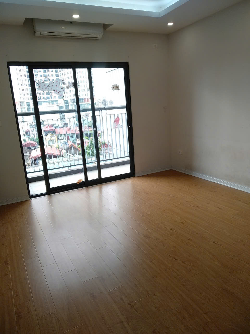 Cho thuê căn góc,diện tích 105m2, 3 phòng ngủ, Chung cư Goldsilk Complex Vạn Phúc Hà Đông - Ảnh 1