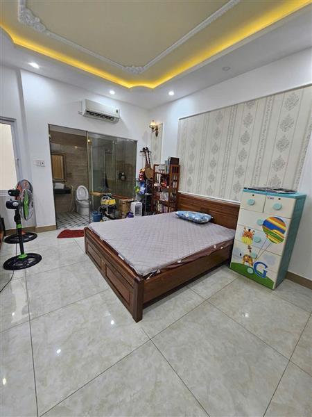 NHÀ ĐẸP - GẦN CV LÀNG HOA GV & CHỢ HẠNH THÔNG TÂY QUANG TRUNG  - HXH SÁT MT - DT 72M² - 4 TẦNG CHỈ HƠN 7 TỶ - Ảnh 3