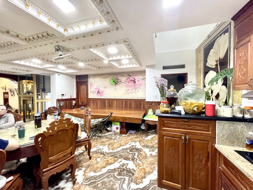 HẺM 12M - BIỆT THỰ 3 TẦNG - 230M2 - HẦM + THANG MÁY - NỘI THẤT GỖ QUÝ - NGAY CV LÀNG HOA - Ảnh 4