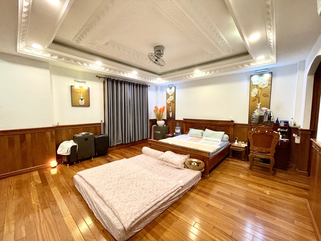 HẺM 12M - BIỆT THỰ 3 TẦNG - 230M2 - HẦM + THANG MÁY - NỘI THẤT GỖ QUÝ - NGAY CV LÀNG HOA - Ảnh 5