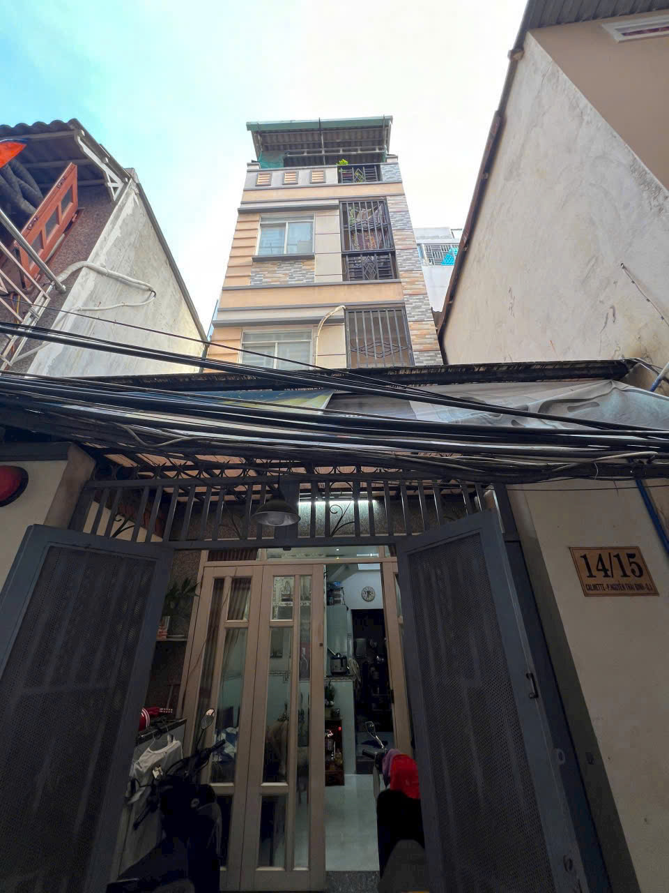 Siêu phẩm 4 lầu quận 1 - Ảnh 1