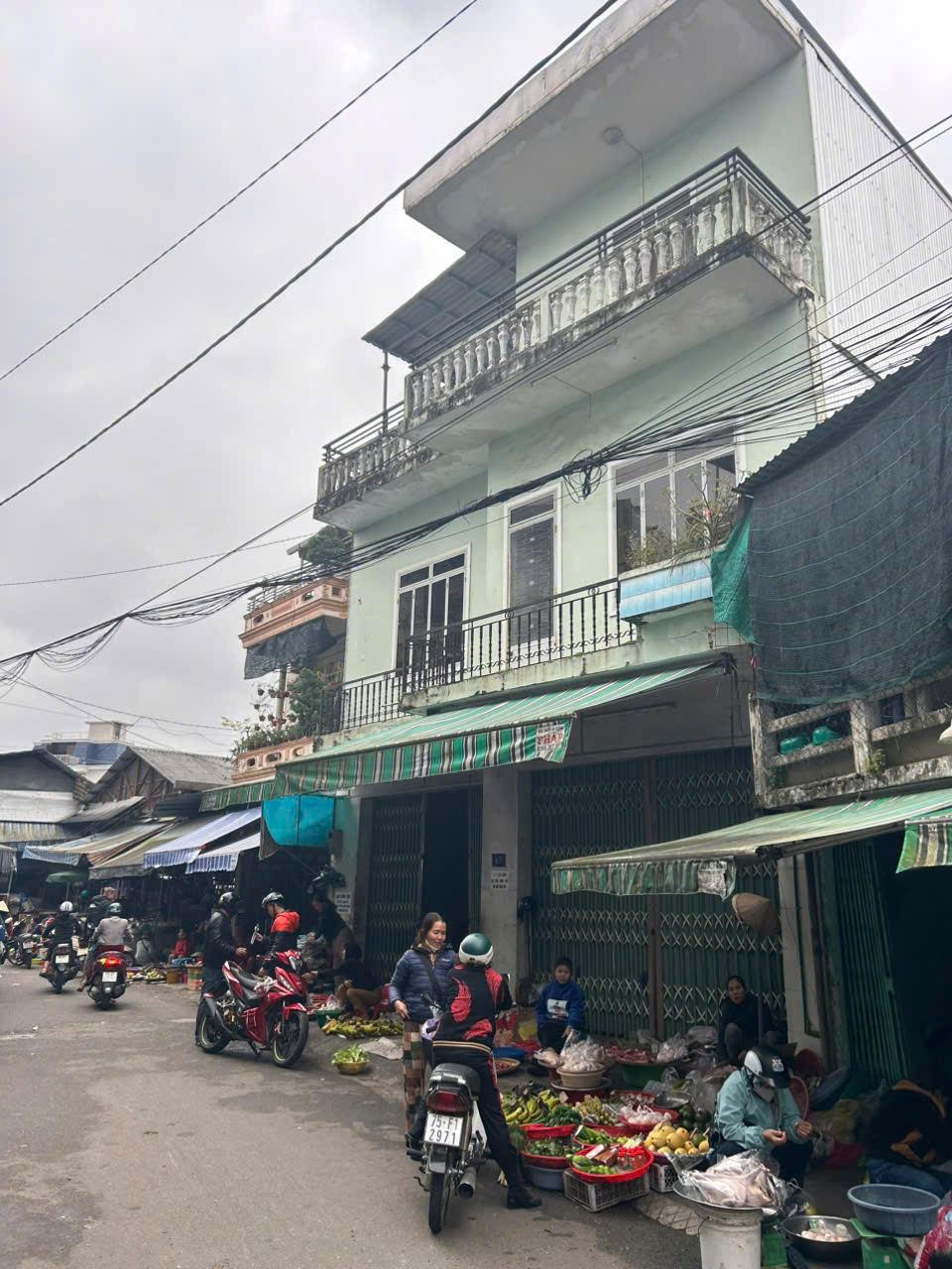 ⭐️ CHO THUÊ NHÀ MẶT TIỀN NGAY CHỢ BẾN NGỰ – TP HUẾ - Ảnh 1