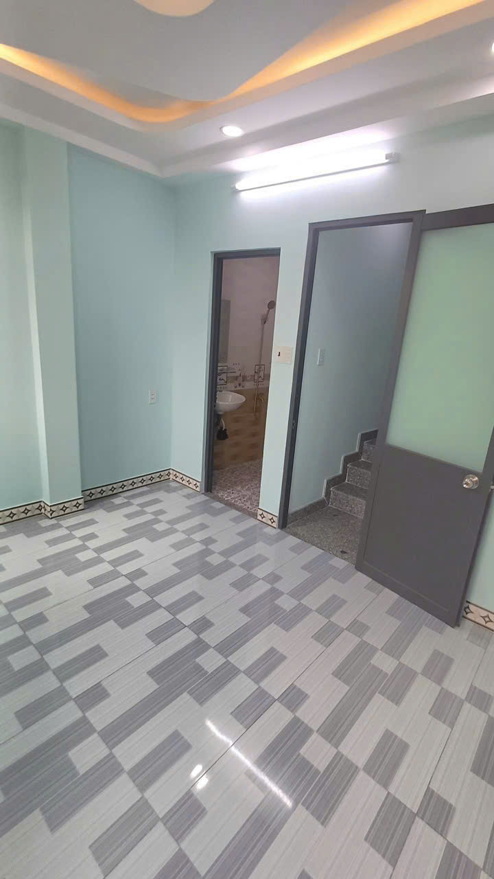 QUẬN 3  SIÊU HIẾM  CHỈ 3 tỷ 6  NHÀ ĐẸP 4 TẦNG  HOÀNG SA  TRẦN VĂN ĐANG - Ảnh 2