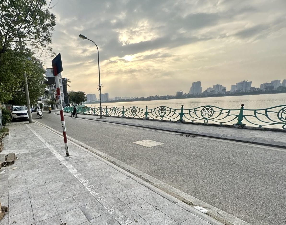 Bán toà 12 căn hộ cho thuê Xuân La thông Lạc Long Quân, Tây Hồ. Diện tích 67m, giá 23.5 tỷ. - Ảnh chính