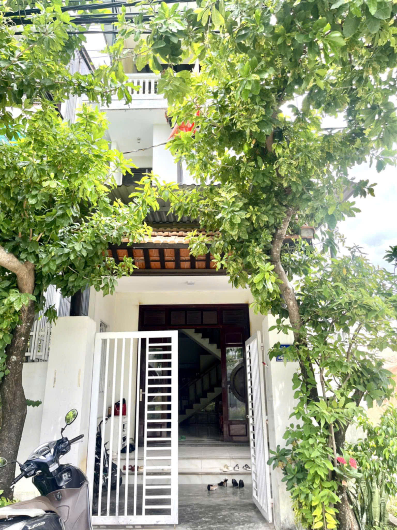 🍁NHÀ 3 TẦNG GÓC 2 MẶT TIỀN NGUYỄN VĂN ĐÀO, KQH Bàu Vá KHÔNG NGẬP LỤT. P THUỶ XUÂN. TP HUẾ. - Ảnh chính