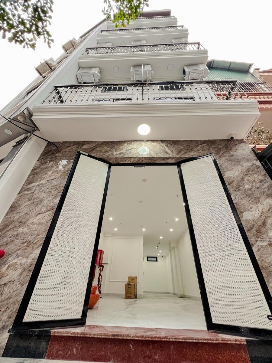 BÁN CCMN PHỐ MINH KHAI - SIÊU PHẨM DÒNG TIỀN - 12 PHÒNG FULL NỘI THẤT- 65mX 6 TẦNG MT 5 M - 12 TỶ - Ảnh chính