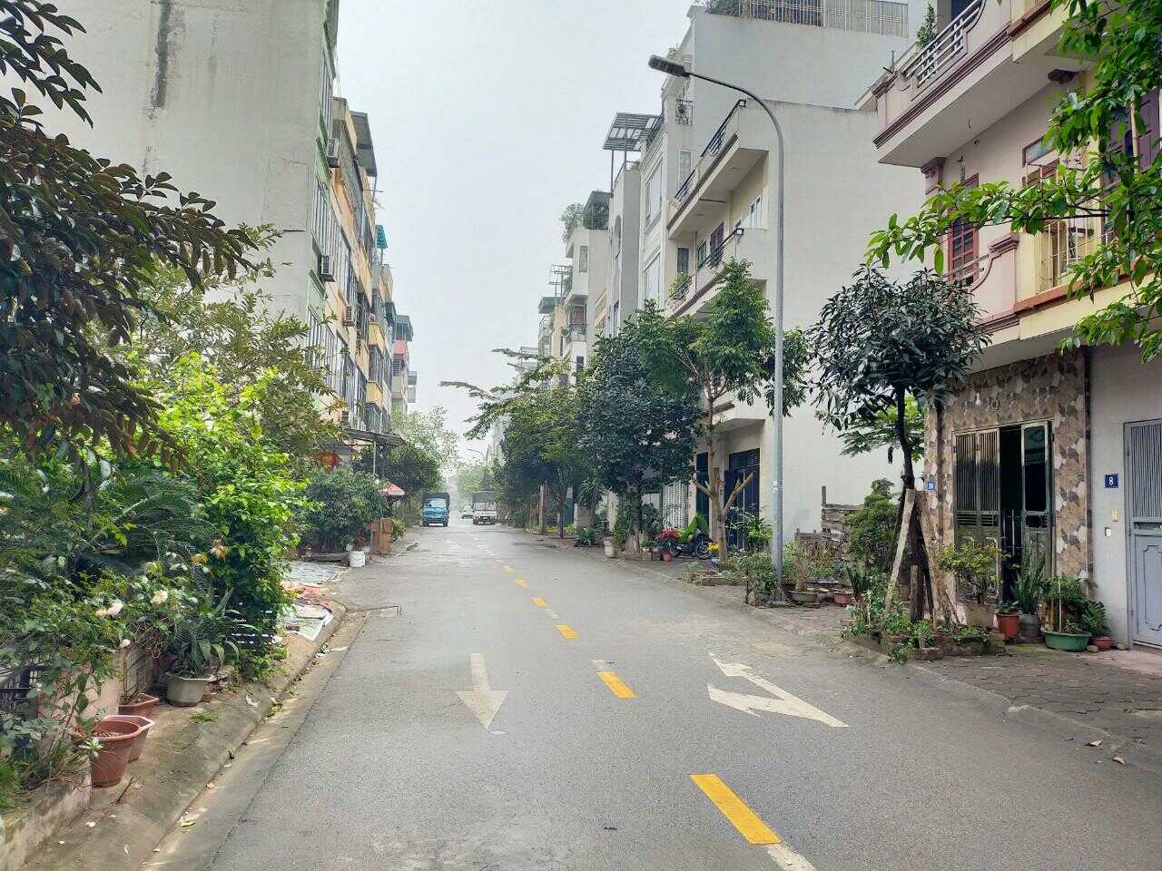 Bán đất phân lô phố Thạch Bàn Long Biên vỉa hè ô tô tránh nhau 56m, mặt tiền: 4.2m 11 tỷ - Ảnh 3