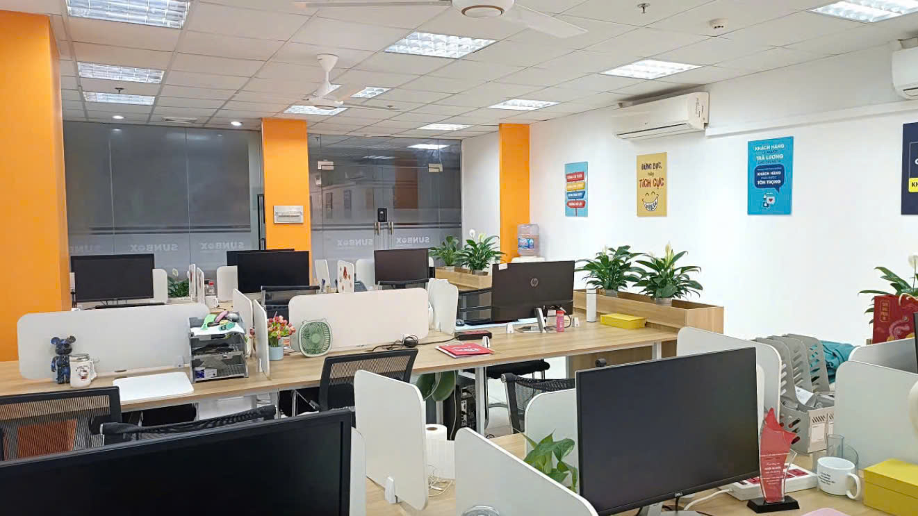 ~CẦN NHƯỢNG LẠI VĂN PHÒNG TẠI HỒ GƯƠM PLAZA - HÀ ĐÔNG - HÀ NỘI - Ảnh chính