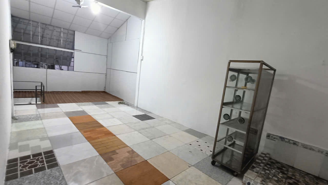 Nhà 3,8 triệu hẻm Đề Thám - Ảnh 1
