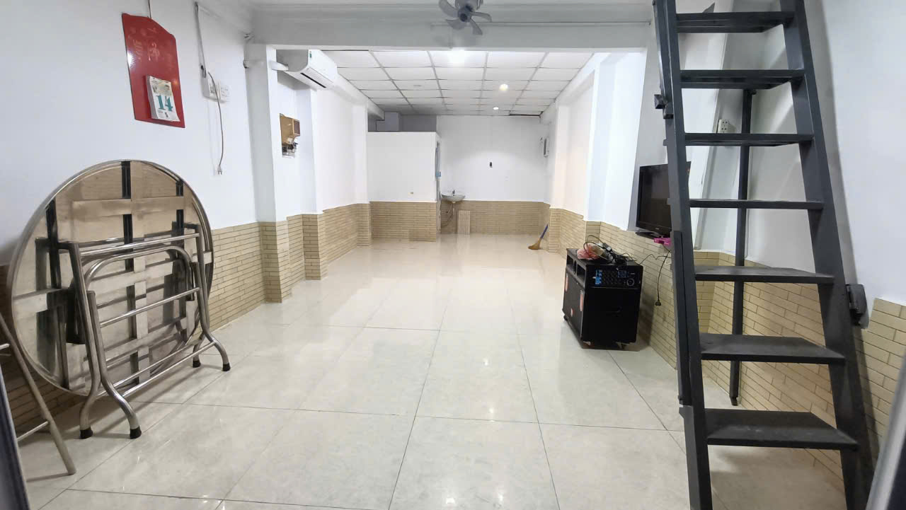 Nhà 3,8 triệu hẻm Đề Thám - Ảnh chính