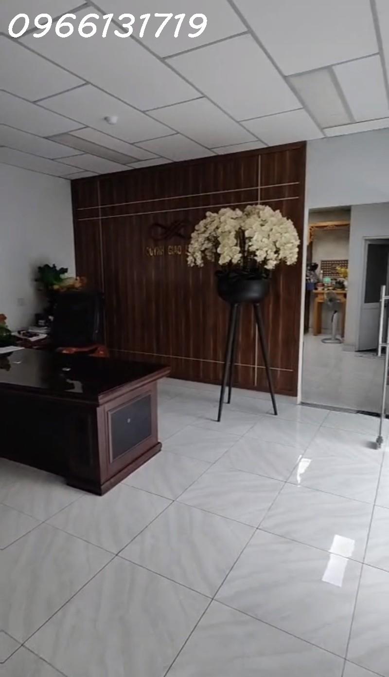 Bán kho xưởng Phạm Văn Sáng, Xuân Thới Thượng, Hóc Môn, 3235m2, giá 93 tỷ TL. - Ảnh 1