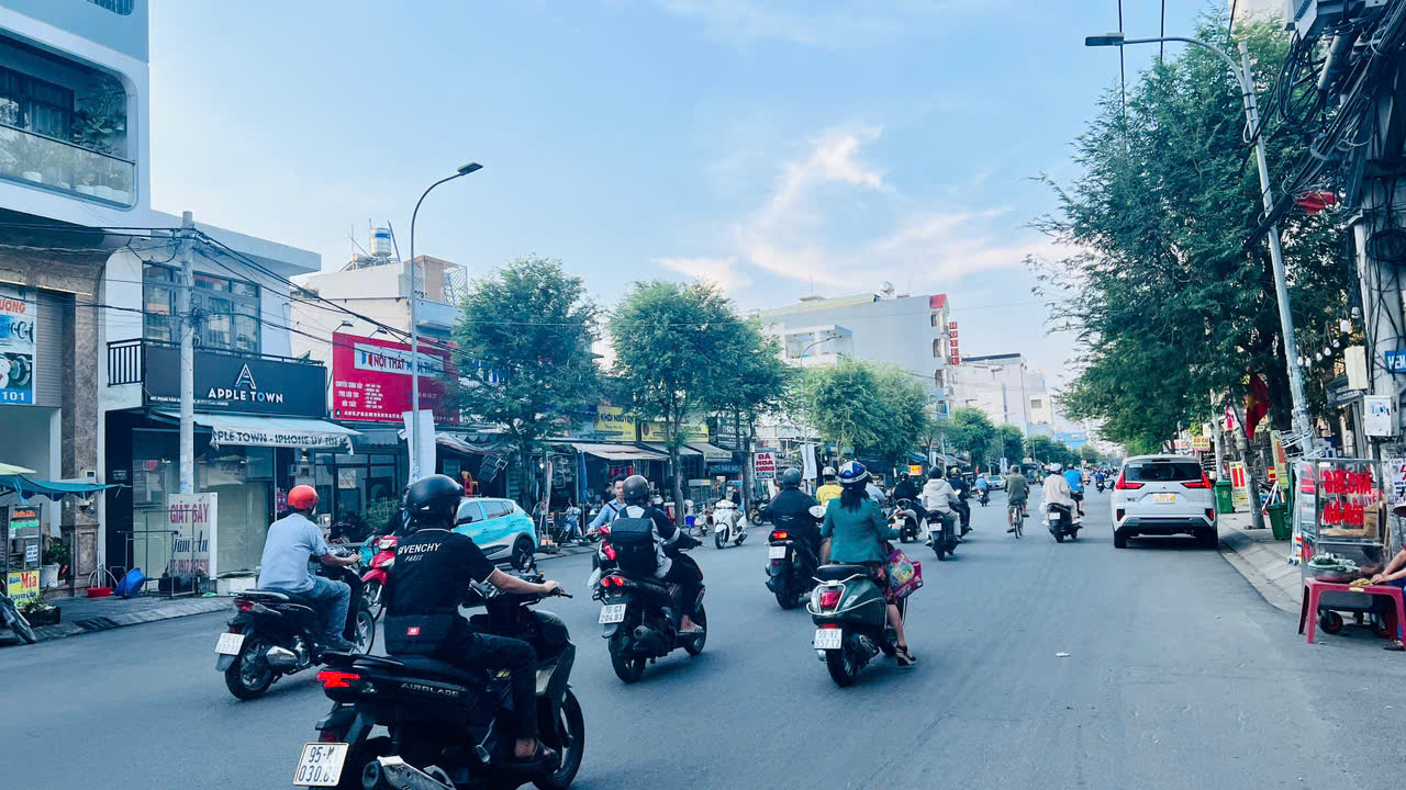NHÀ MẶT TIỀN PHẠM VĂN BẠCH, TÂN BÌNH, ĐOẠN KD SẦM UẤT- CHỈ 114 TRIỆU/M2 - Ảnh 4