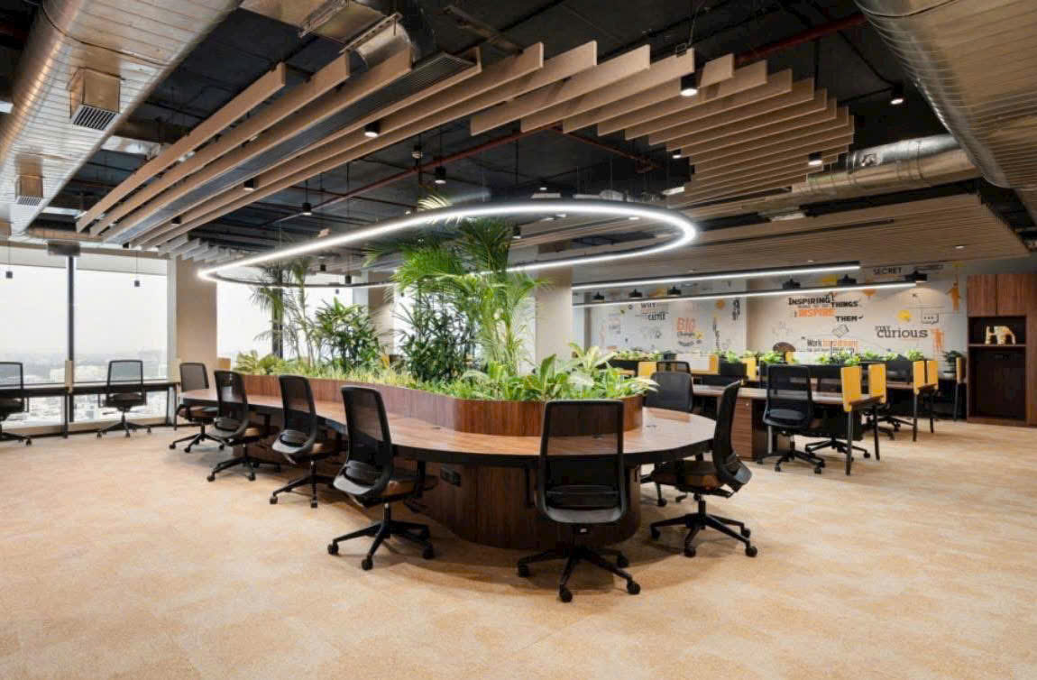 Bán nhà cũ mặt đường thông bàn cờ Trần Quang Diệu, Đống Đa - sổ đỏ 110m, Mặt tiền 11m giá 39 tỷ - Ảnh 1