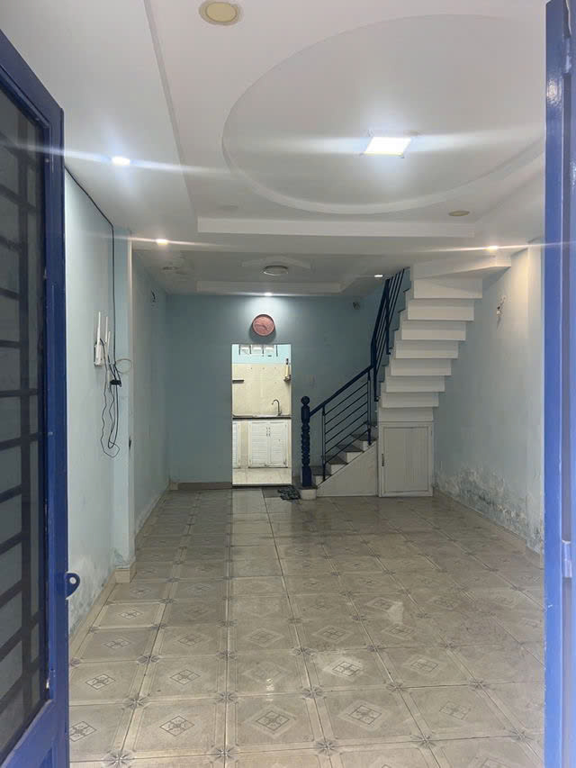 Giá mềm nhất quận Tân Phú: 3.5 tỷ - VƯỜN LÀI - DT: 37 M - 4.47MX9.2M - 2 LẦU -2PN-2WC- LH: 077 888 - Ảnh 1