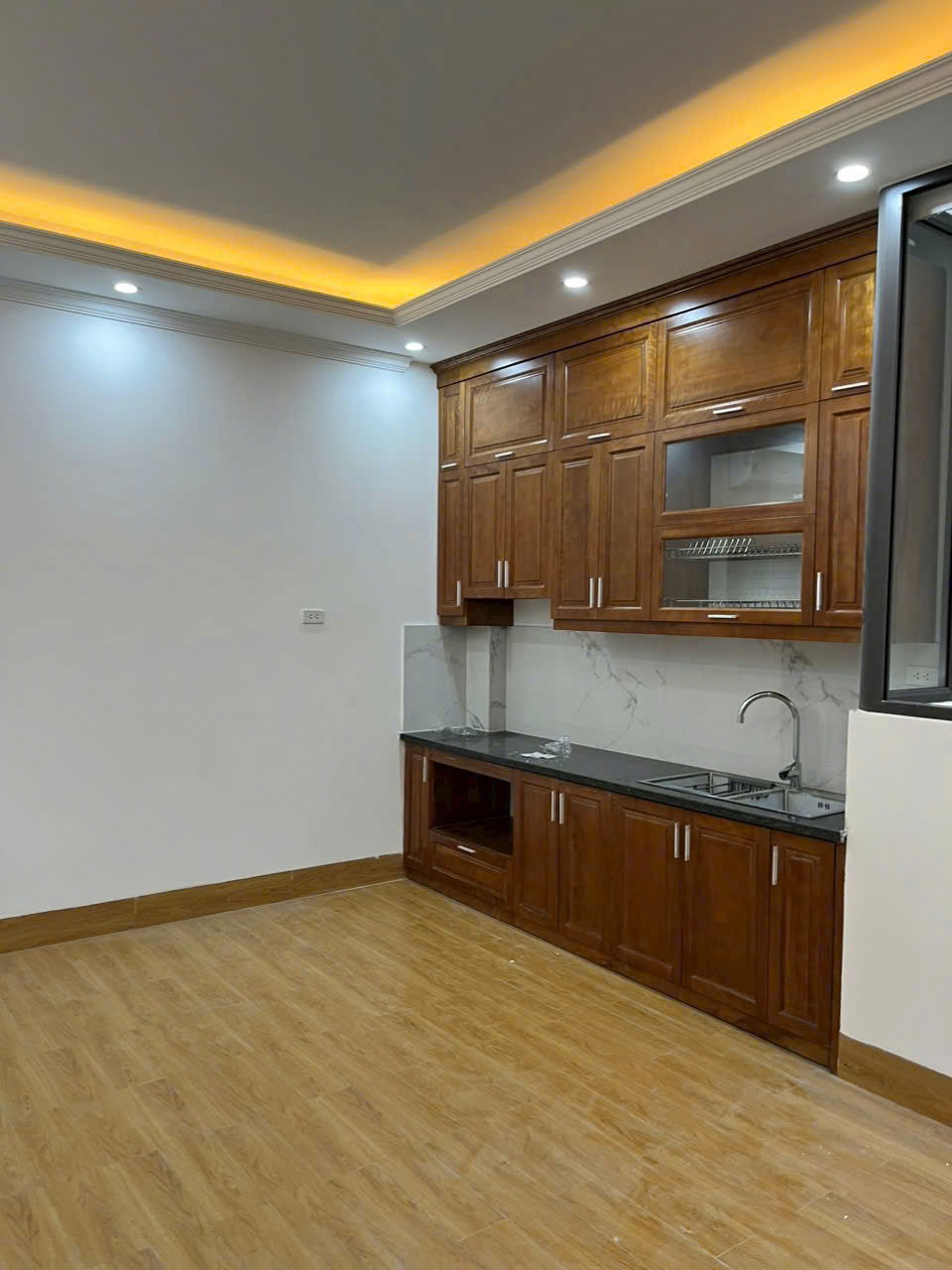 Bán Nhà Vũ Tông Phan. Thanh Xuân. DT 45m2. MT 3,4m. 4 Tầng. Giá 7,88 Tỷ. - Ảnh 1