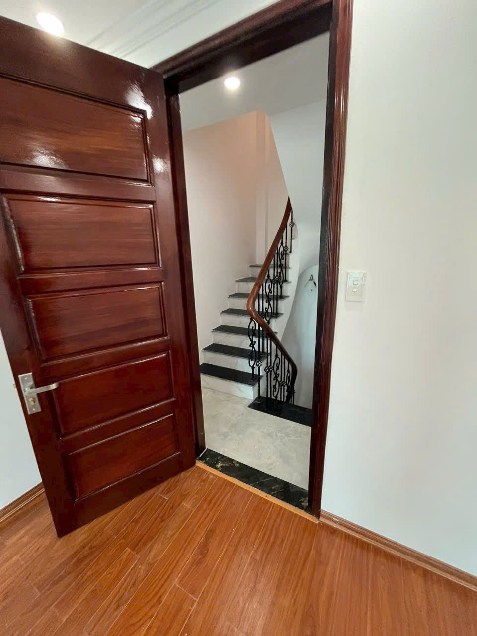 Bán Nhà Vũ Tông Phan. Thanh Xuân. DT 45m2. MT 3,4m. 4 Tầng. Giá 7,88 Tỷ. - Ảnh 2