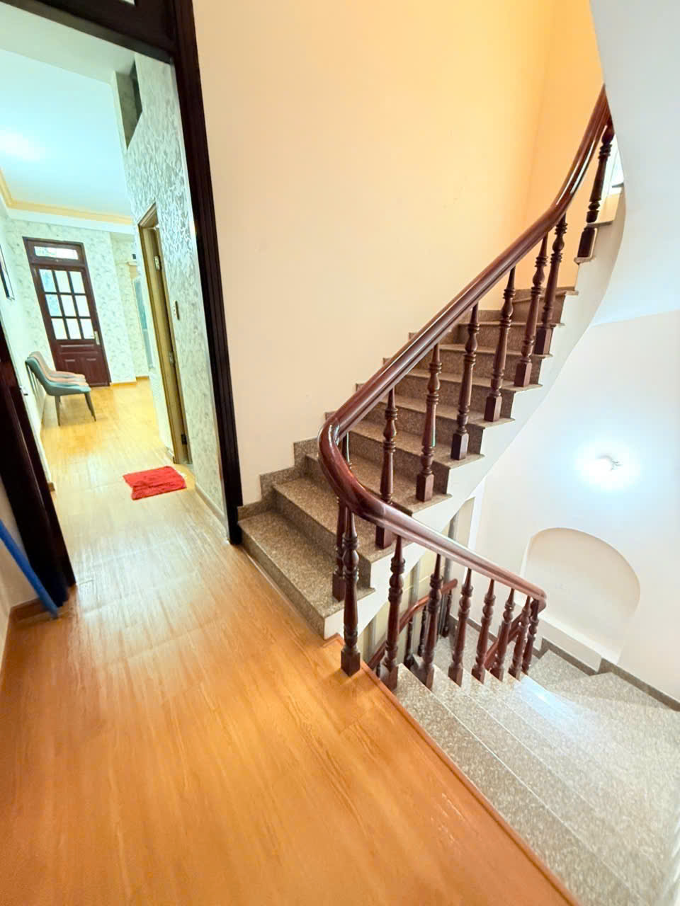 Bán nhà quận 10, Tô Hiến Thành, 74m2, 4 tầng, hẻm xe hơi, 18.5 tỷ - Ảnh 2