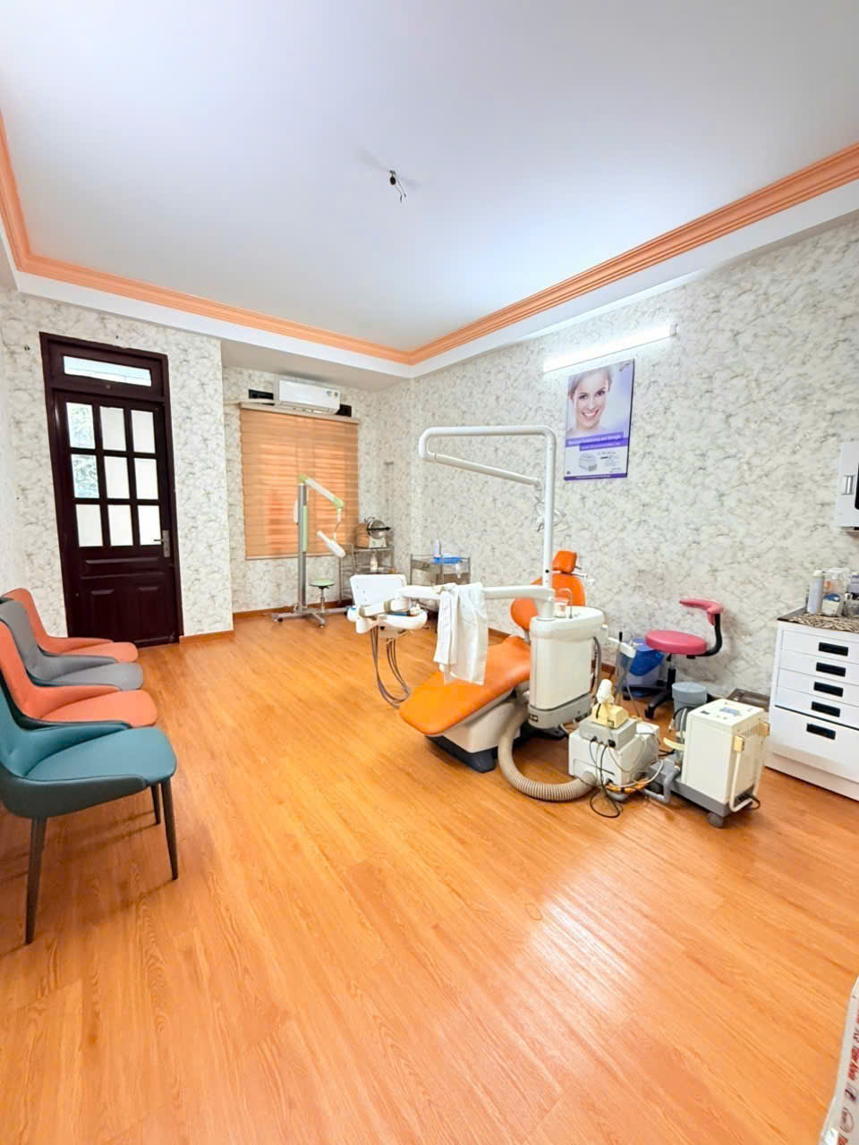Bán nhà quận 10, Tô Hiến Thành, 74m2, 4 tầng, hẻm xe hơi, 18.5 tỷ - Ảnh chính