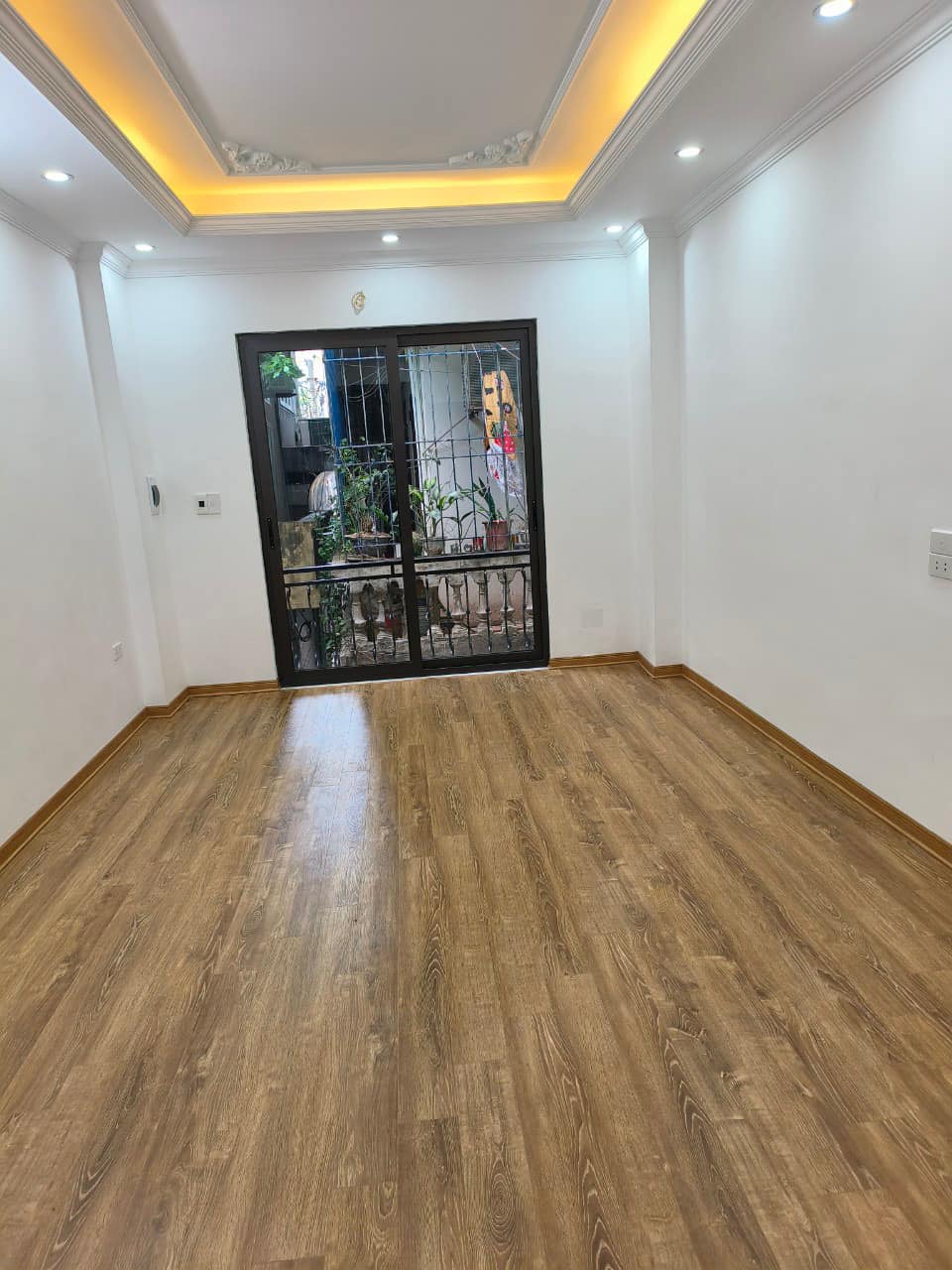 Đẳng cấp nhà đẹp ngõ Việt Hưng, LB giá 5.45 tỷ, 31m2x5T, ở luôn - Ảnh chính