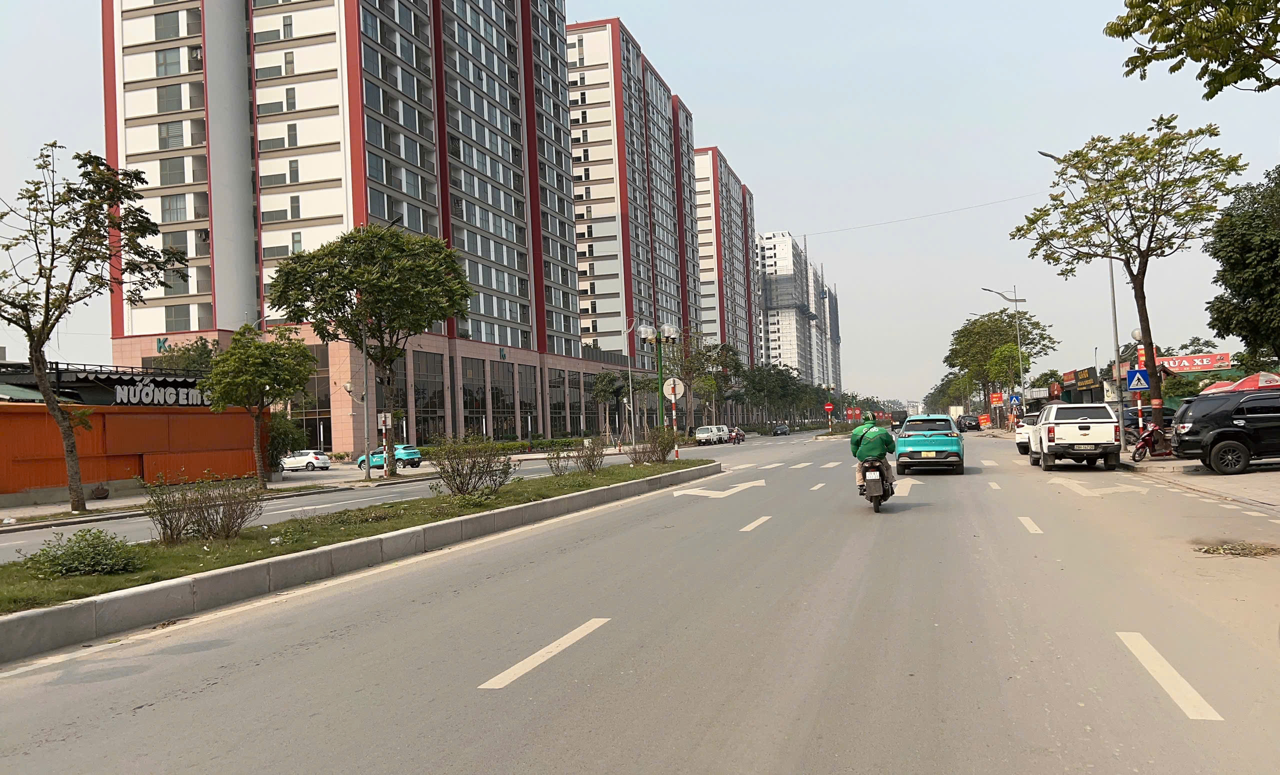 NHÀ PHÂN LÔ KHU QUÂN ĐỘI LÝ SƠN 75M, 2T, MT4M, THÔNG BÀN CỜ, Ô TÔ VÒNG QUANH, ĐỦ CÔNG NĂNG - Ảnh 2