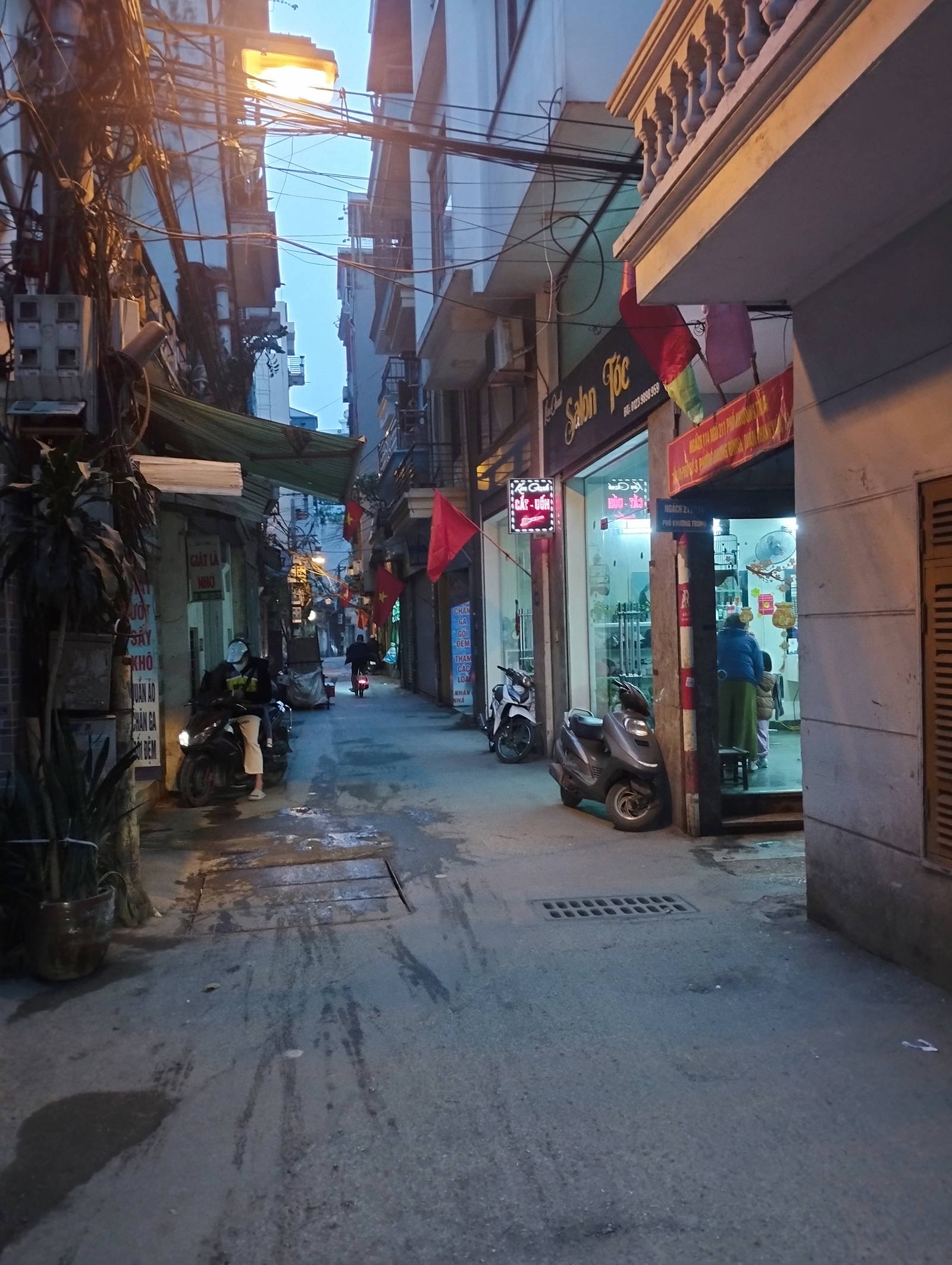 Chính chủ bán nhà ngõ ô tô, K. doanh, Phố Khương Hạ, Thanh Xuân. DT: 79m2 – 3 tầng. 13,3 tỷ. - Ảnh 1