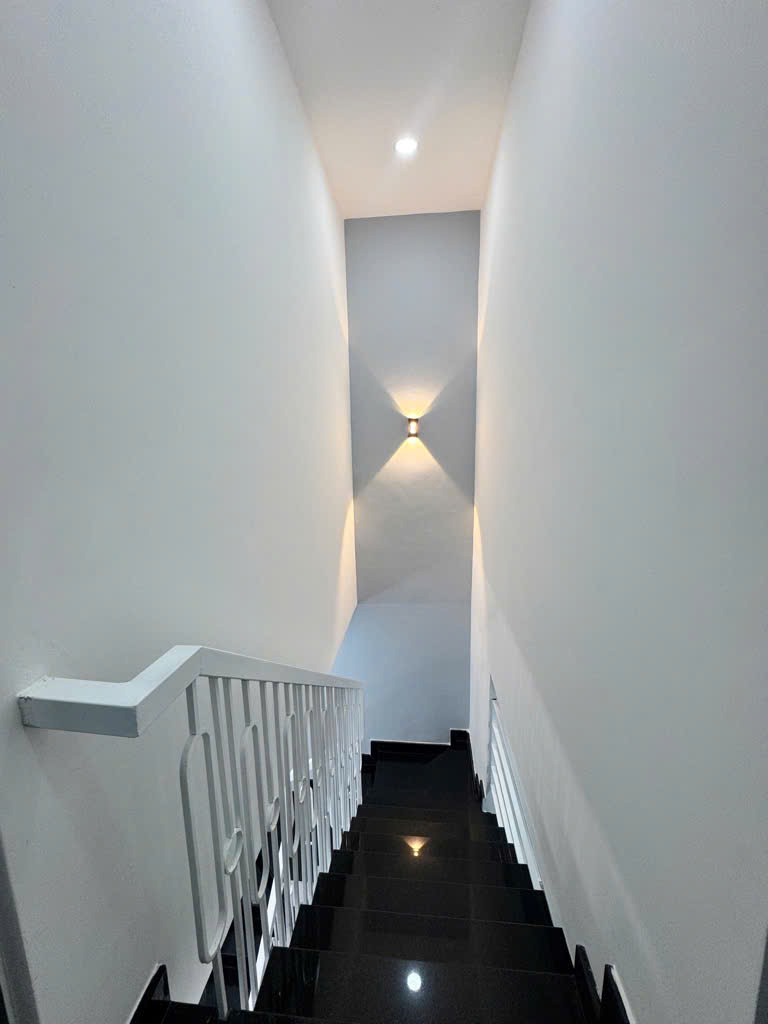 NHÀ ĐẸP TÂN BÌNH – GIÁ CHỈ 3.95 TỶ – TẶNG FULL NỘI THẤT  0366508362 - Ảnh 1