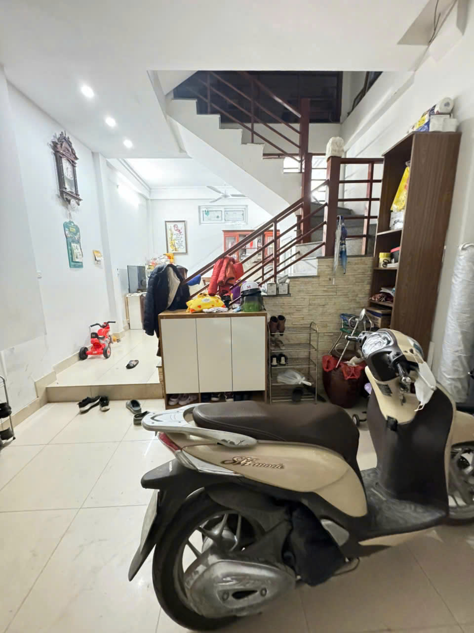 Bán nhà Mễ Trì 45m2 x 4 tầng ngõ thông gần TT hội nghị quốc gia nhỉnh 6 tỷ - Ảnh 1