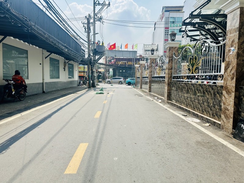 C111 🏡 BÁN NHÀ NGUYỄN THỊ THẬP 4 TẦNG QUẬN 7 - HẺM XE TẢI, KINH DOANH HOẶC CHO THUÊ - HƠN 7 TỶ - Ảnh chính