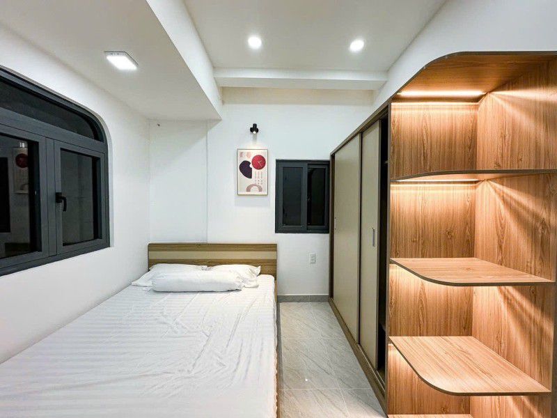GIÁP QUẬN 1 KHU VÍP BÌNH THẠNH - 31M2 - NGANG 4.2M - 2 TẦNG 2PN NHÀ MỚI ĐẸP FULL NỘI THẤT - CHỈ 4 - Ảnh 3