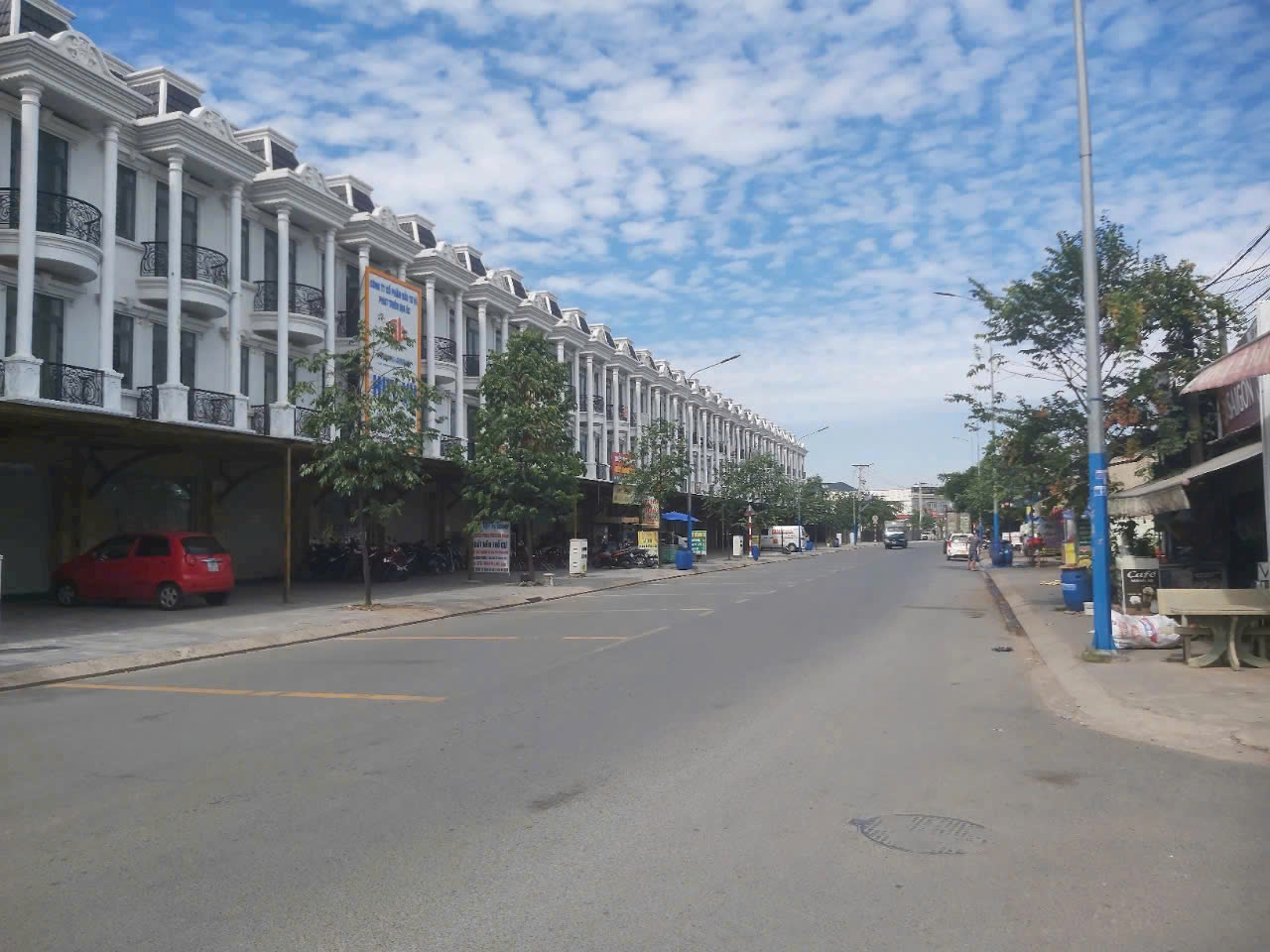 BÁN NHÀ ĐƯỜNG NGUYEN THỊ MINH KHAI TRUNG TÂM TP. DĨ AN - Ảnh 3