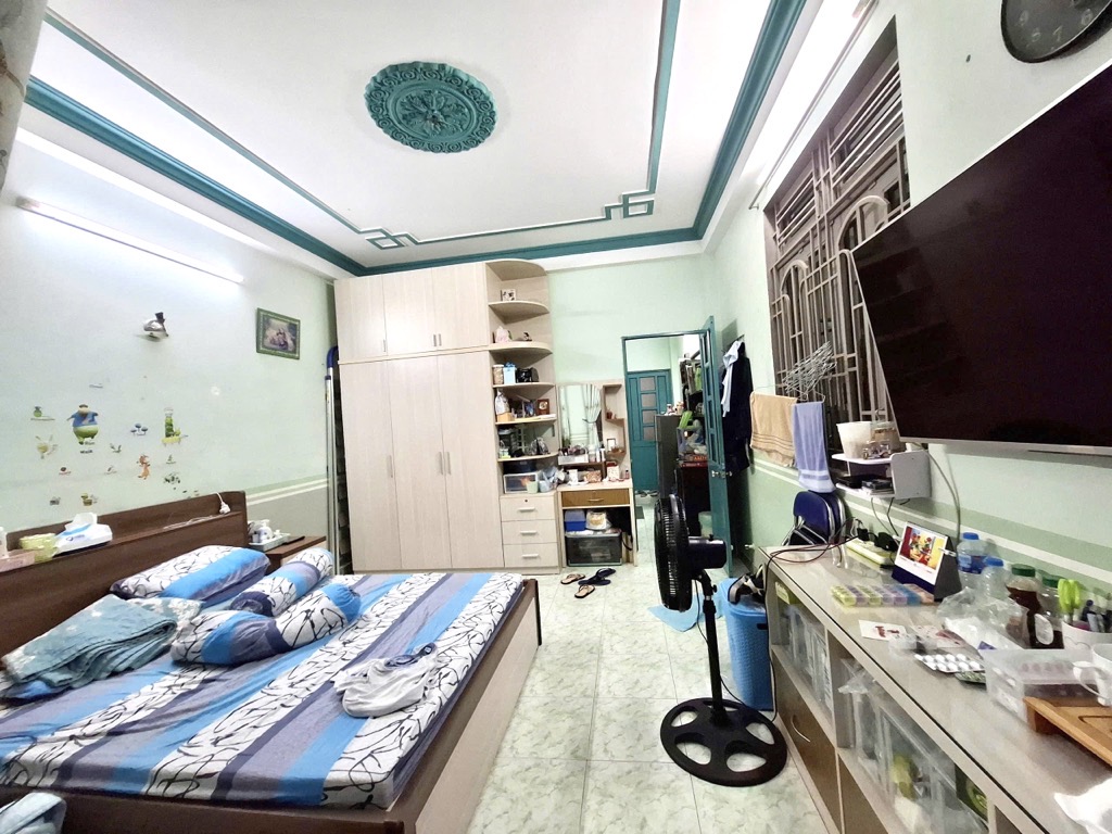 NHÀ ĐẸP QUANG TRUNG GV - GẦN CHỢ HẠNH THÔNG TÂY - HXH ĐỖ CỬA 10M RA MT - DT 85M² - 4 TẦNG CHỈ HƠN 8 TỶ - Ảnh 1