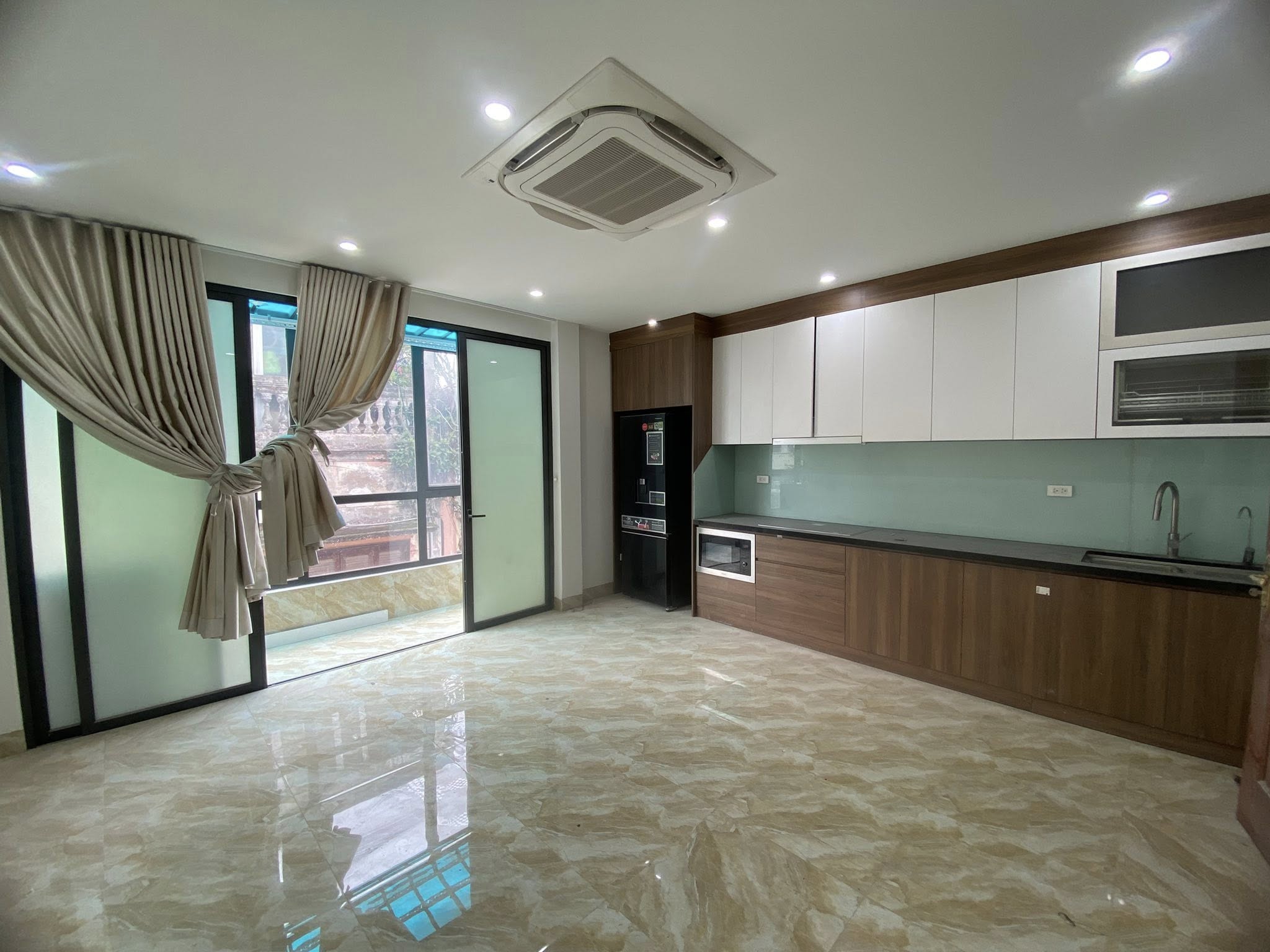 LÔ GÓC KIM MÃ✨ 35M2 x 6T✨ MT 11.5M✨ THANG MÁY✨ 3 THOÁNG✨ Ô TÔ TRÁNH✨ KD SẦM UẤT - Ảnh 1