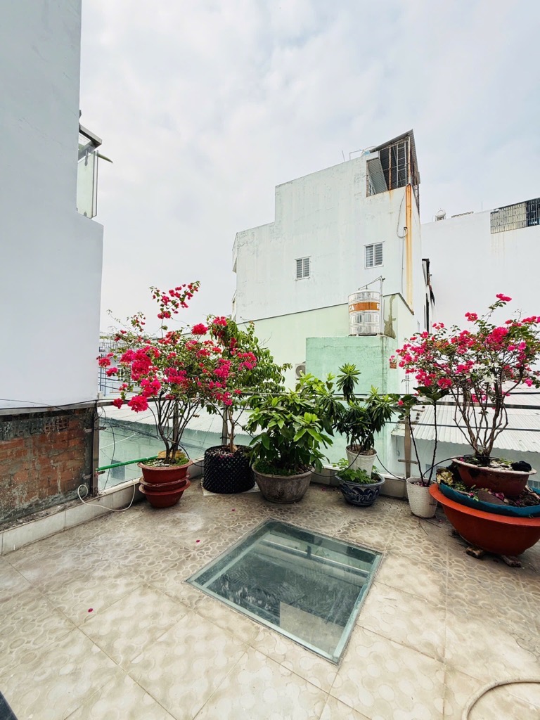 NHÀ ĐẸP LUNG LINH - HXH THÔNG - GẦN CHỢ PHẠM VĂN BẠCH & ST EMART2 - DT 66M² - 4 TẦNG HƠN 6 TỶ - Ảnh 6