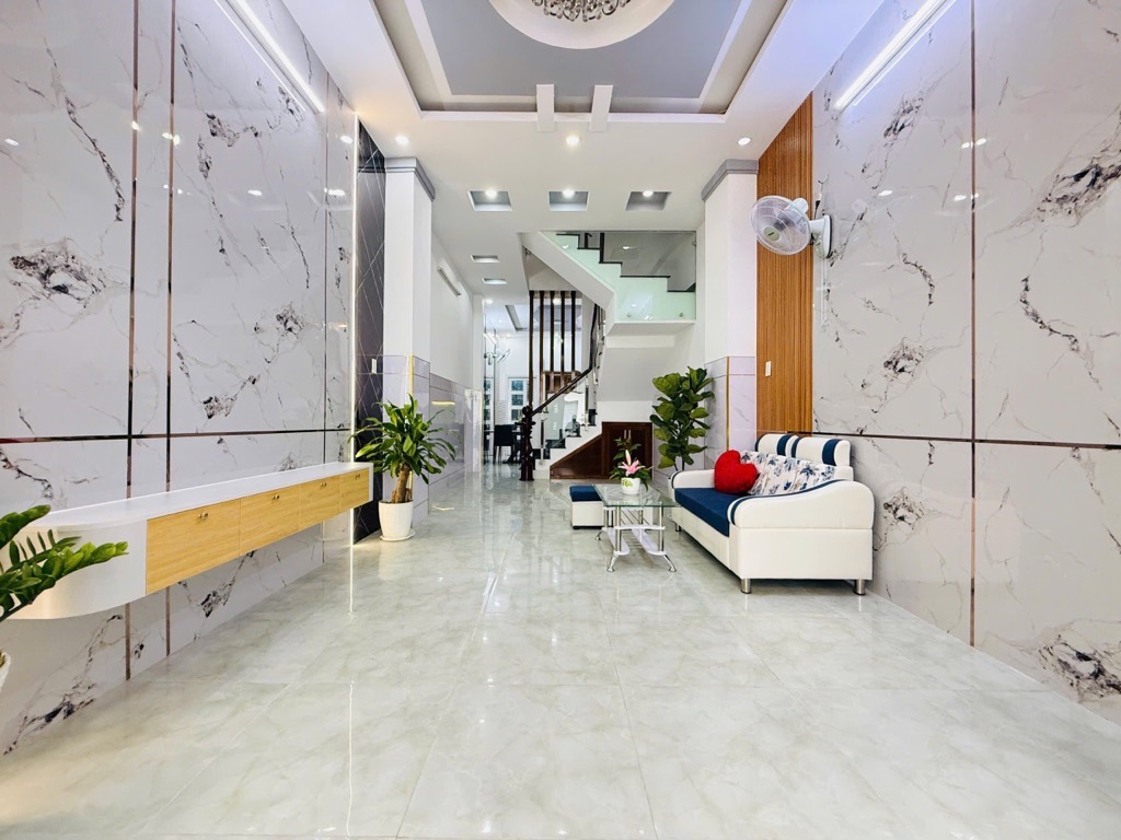 NHÀ ĐẸP LUNG LINH - HXH THÔNG - GẦN CHỢ PHẠM VĂN BẠCH & ST EMART2 - DT 66M² - 4 TẦNG HƠN 6 TỶ - Ảnh 1