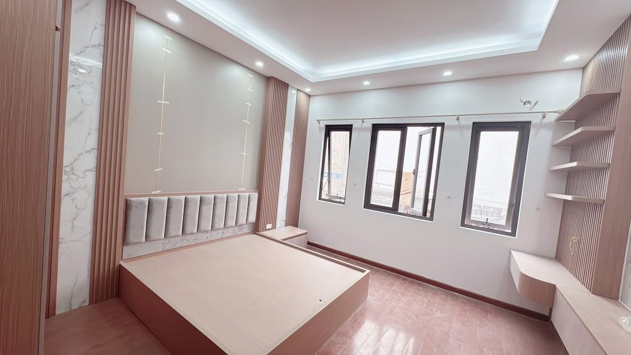 TUYỆT PHẨM GIANG VĂN MINH - 40M RA PHỐ - 5 TẦNG FULL NỘI THẤT - GIÁ 7 TỶ - Ảnh chính