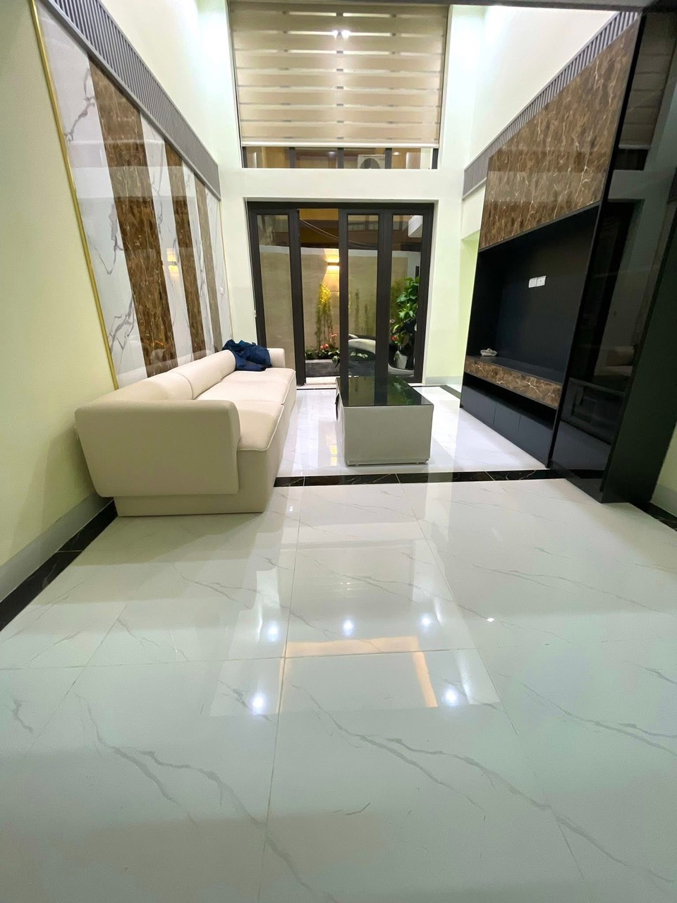 LÔ GÓC HỒNG MAI - 50M RA PHỐ - 6 TẦNG THANG MÁY - GIÁ 8 TỶ - Ảnh chính
