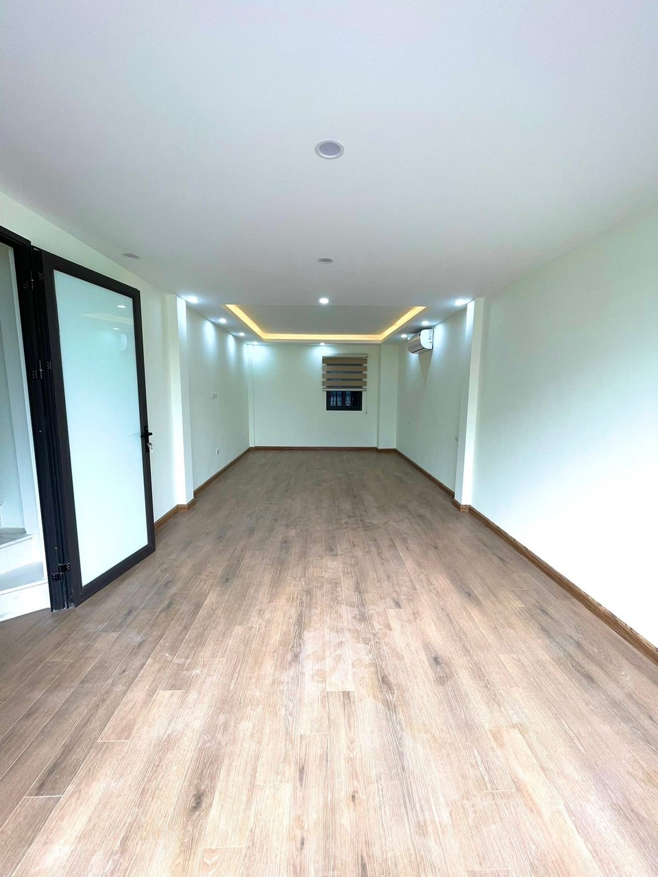 LÔ GÓC HỒNG MAI - 50M RA PHỐ - 6 TẦNG THANG MÁY - GIÁ 8 TỶ - Ảnh 1