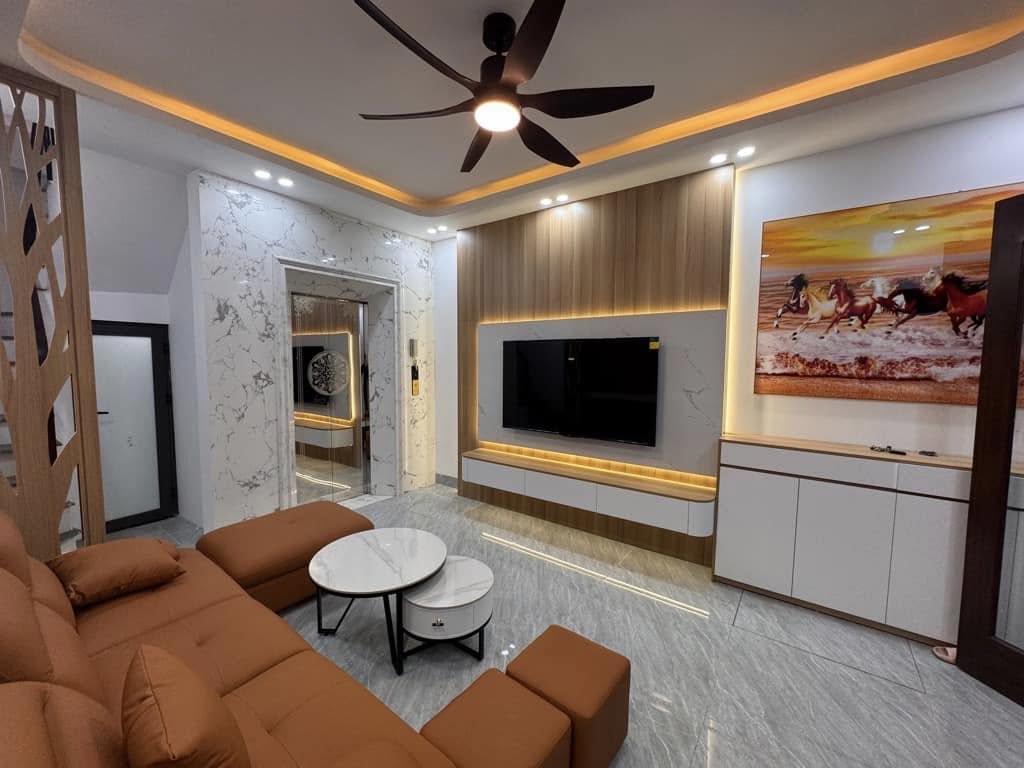 PHỐ ĐỨC DIỄN, MỚI - 38 M - FULL NỘI THẤT -Ô TÔ ĐỖ CỬA  6 t.ỷ - Ảnh chính