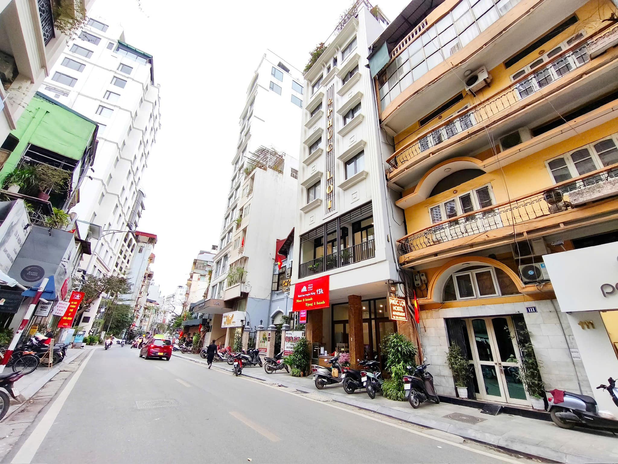 Bán nhà mặt phố Nguyễn Trường Tộ, 105m2, 4 tầng, mặt tiền 10m, 77 tỷ, kinh doanh đỉnh - Ảnh chính