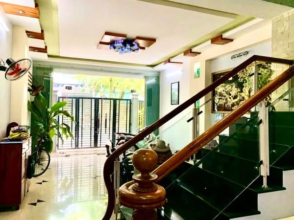 Mặt tiền kinh doanh 3 tầng Lê Thị Hồng Gấm -Hòa Cường -Giá chỉ 6,6 tỷ - Ảnh 2