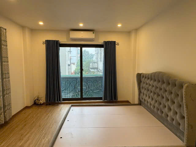 NHÀ MỚI- ĐẸP LÔ GÓC Nguyễn Văn Linh-Long Biên 36m2  4  tầng,mặt tiền 4.3m, 5.35 tỷ. - Ảnh 2
