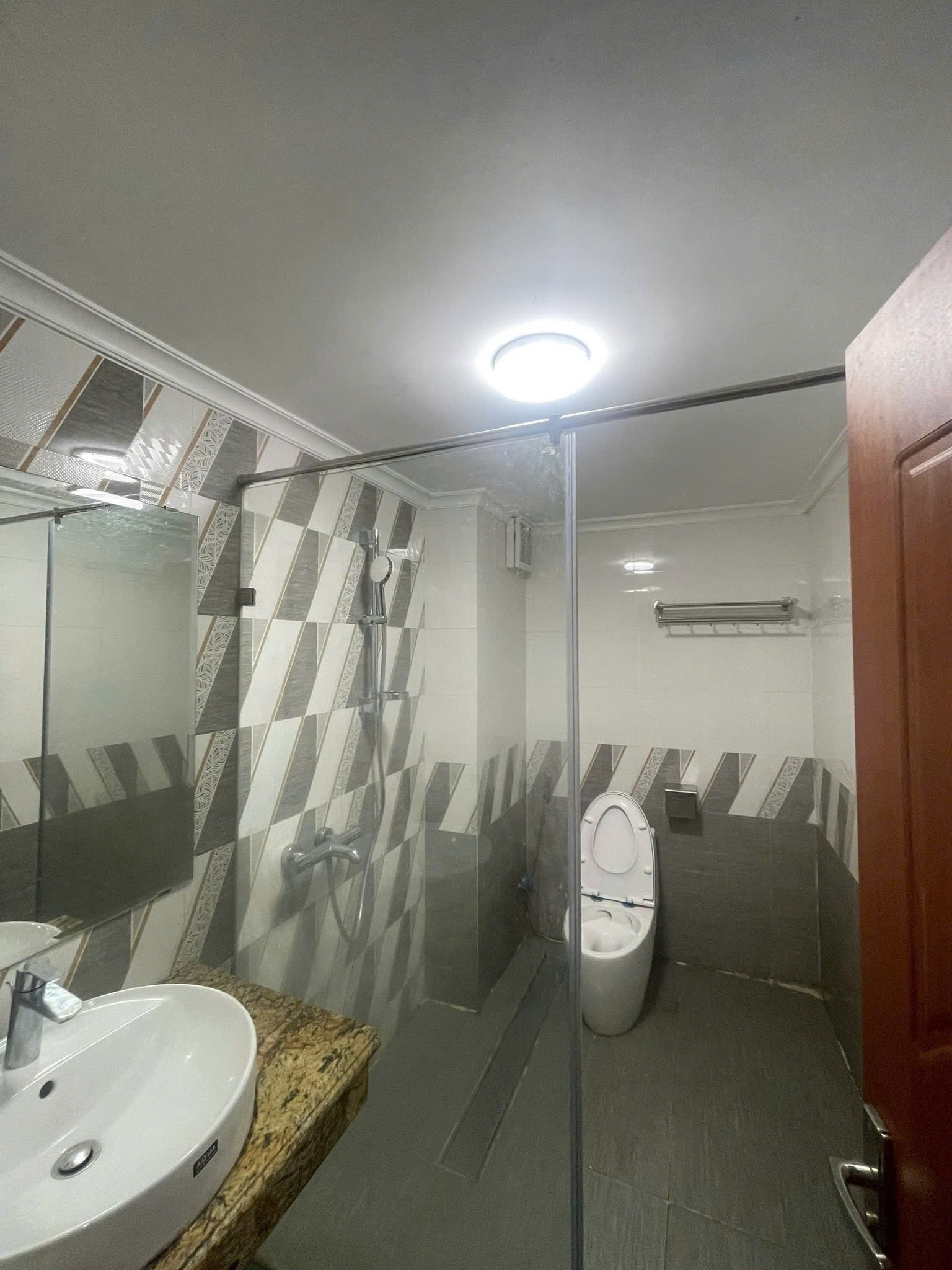 Nhượng Phòng An Dương Vương 40m2 - Ảnh 3