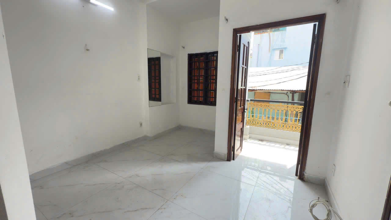 CHÍNH CHỦ CHO THUÊ NHÀ NGUYÊN CĂN 2 MẶT TIỀN LẠC LONG QUÂN - PHƯỜNG 10 - TP HỒ CHÍ MINH - Ảnh 4