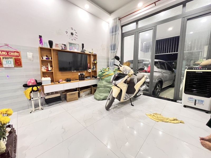 Nhà đẹp 2 Tầng Linh Xuân,đường nhựa xe hơi ngủ trong nhà,gần chợ Linh Xuân - Ảnh 2
