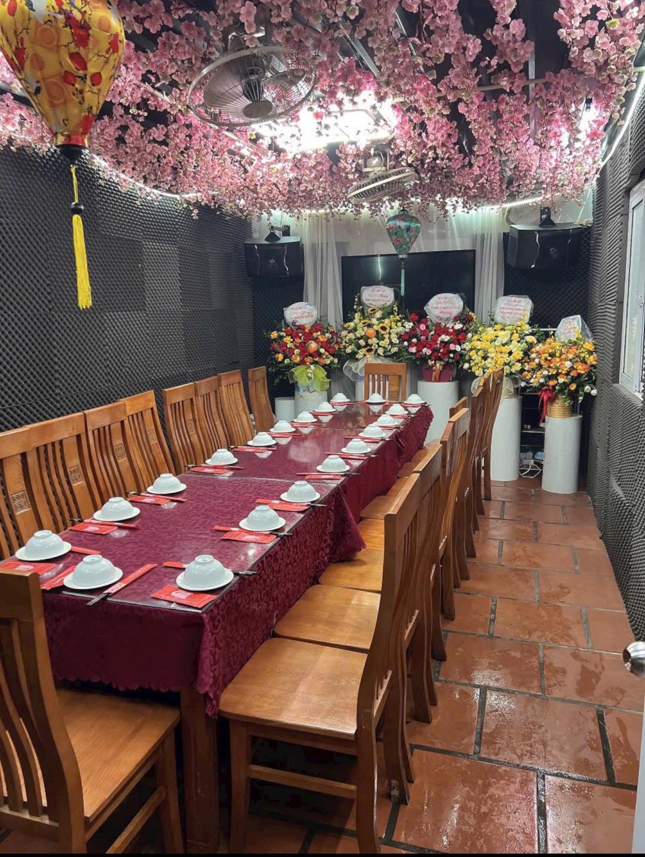 Cần sang nhượng quán bia Mặt đường Phạm Hùng cách bến xe Mỹ đình 300m - Ảnh 1