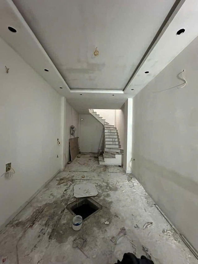 Bán nhà đẹp Hoàng Hoa Thám, Ba ĐÌnh, diện tích 31m2 ,  giá chỉ 6.6 tỷ - Ảnh 1
