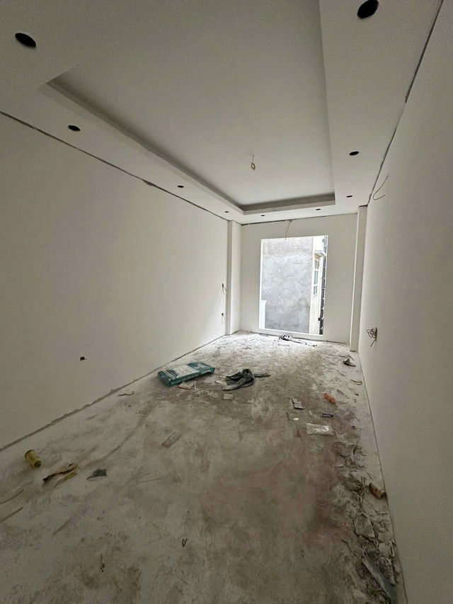 Bán nhà đẹp Hoàng Hoa Thám, Ba ĐÌnh, diện tích 31m2 ,  giá chỉ 6.6 tỷ - Ảnh 2