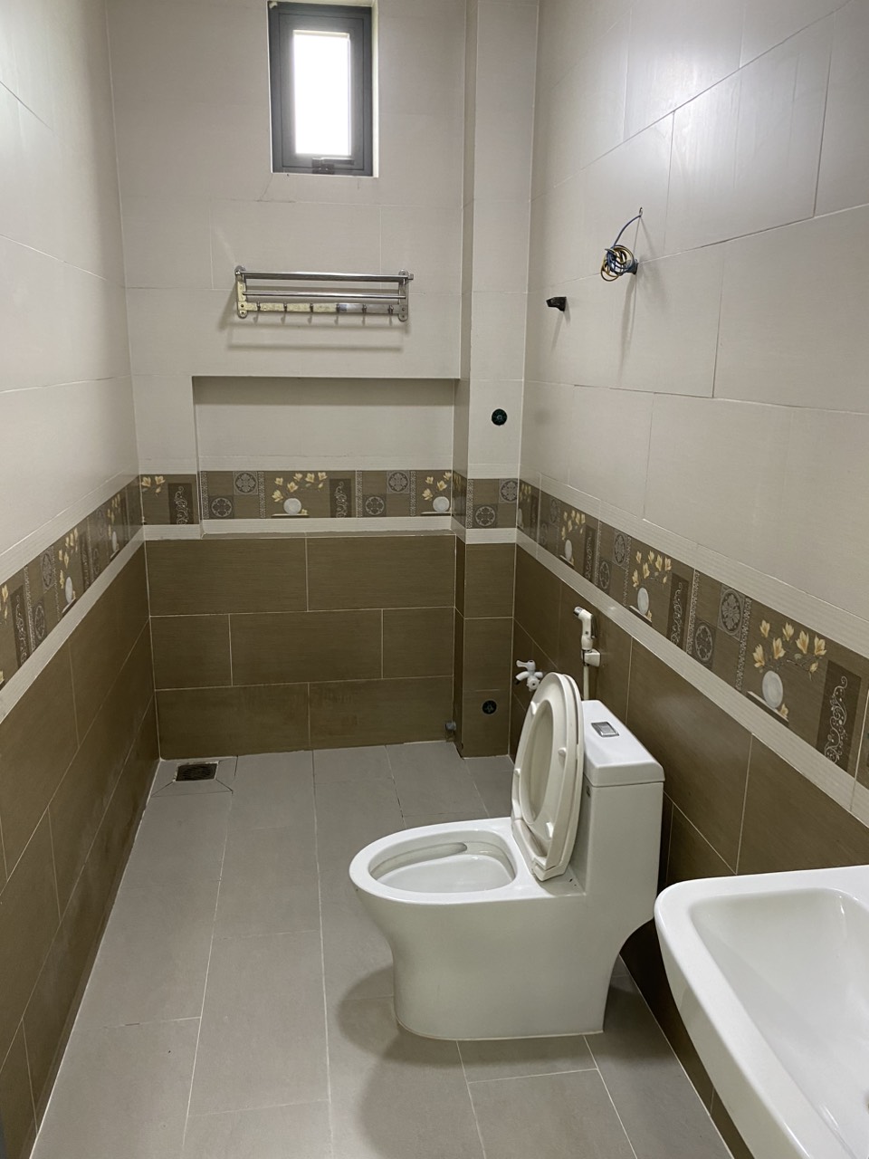 CHÍNH CHỦ CHO THUÊ NHÀ VÀ ĐẤT 500M2 PHƯỜNG TÂN TẠO - TP HỒ CHÍ MINH - Ảnh 4
