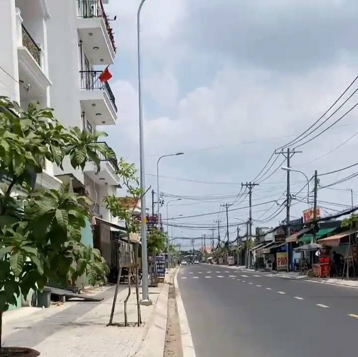 🔥🔥BÁN NHÀ SÂN VƯỜN 210M² FULL THỔ CƯ – GIÁ CHỈ 6,5 TỶ - Ảnh chính